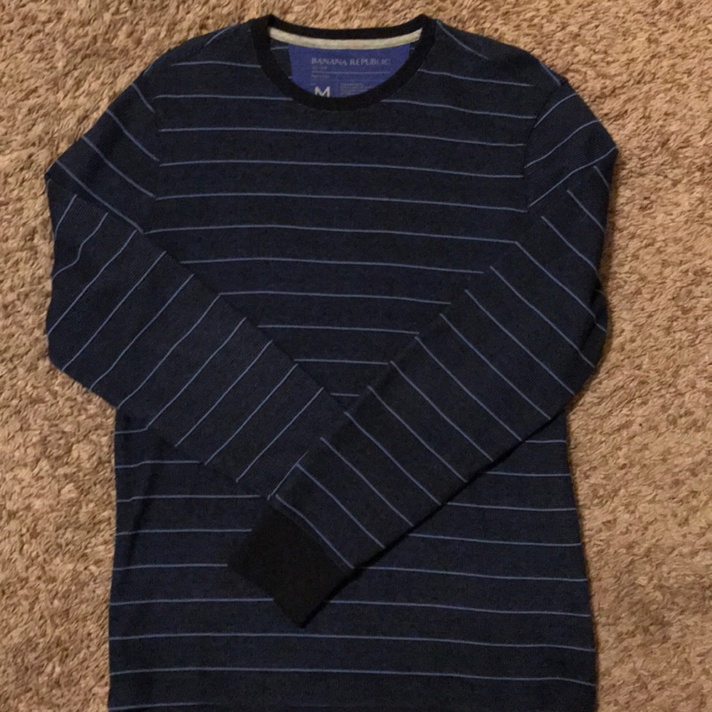 Banana Republic Men’s pullover sweater!